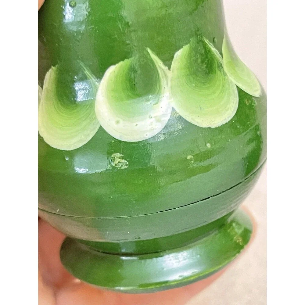Russia Nesting Dolls Set of 5 Matryoshka Hand Painted Green Floral 2.75